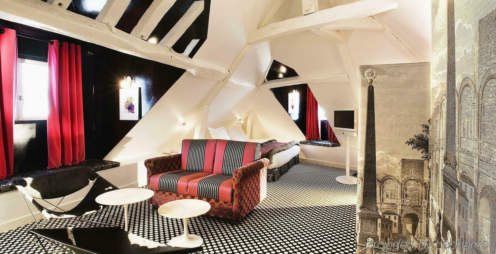 Hotel Du Petit Moulin, Haute Couture Hotel By Lacroix Париж Экстерьер фото